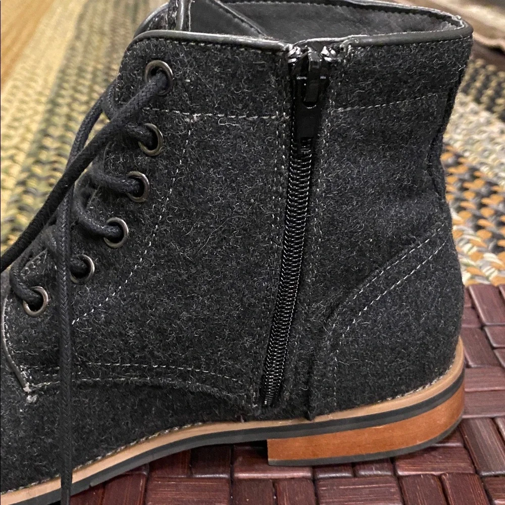 JOSEPH ABBOUD Grey Wool Boots Size 9 1/2 M